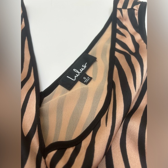 NWT Lulu’s Won’t be Tamed tiger print ruffle satin dress small V-neck midi dress - Picture 12 of 17